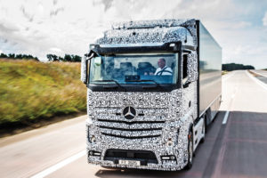 Mercedes-Benz self-driving truck revealed