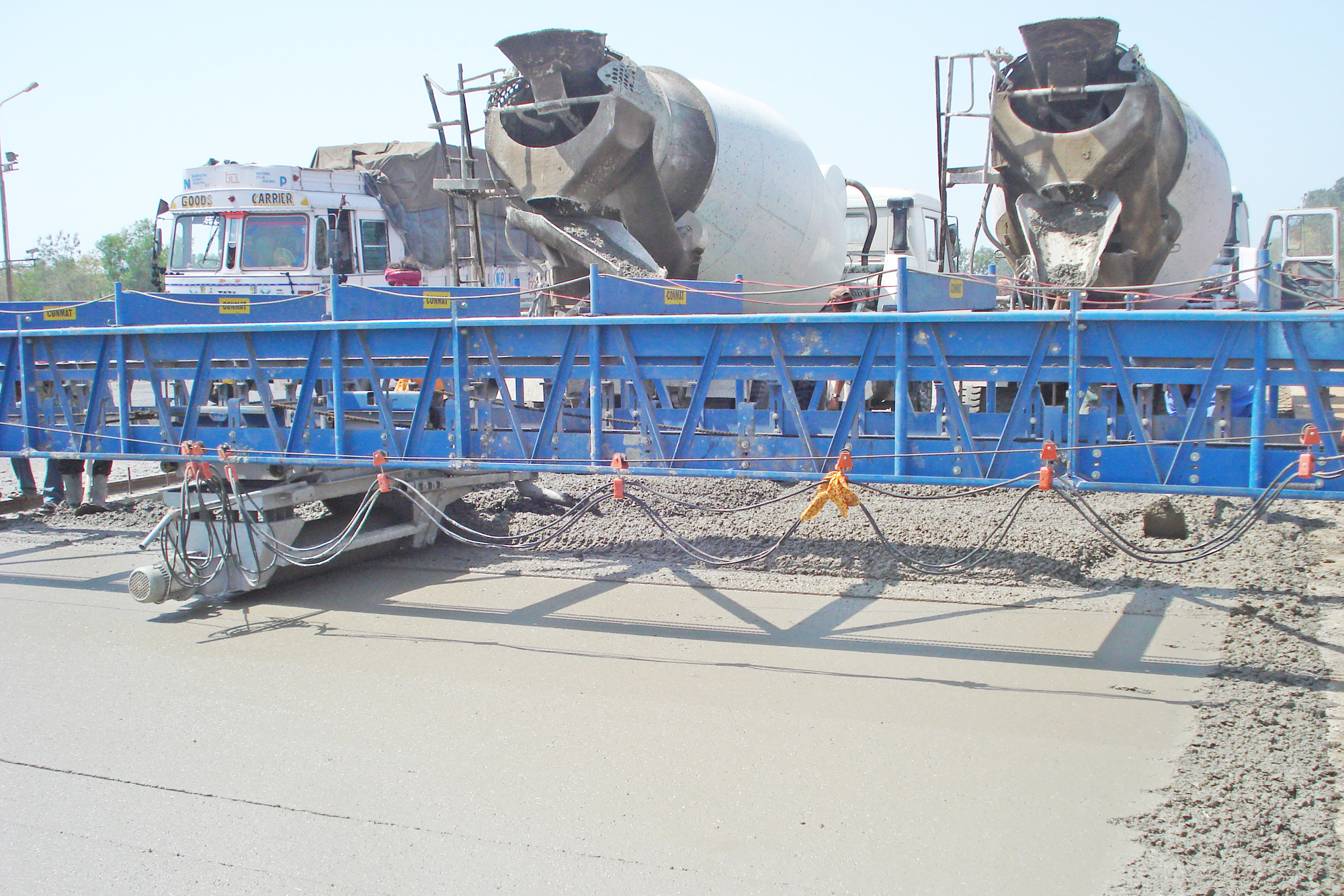 Cement Vs Bitumen: Which is better for road projects