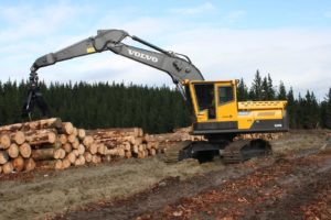 Volvo excavator meets growing demand for timber, NZ