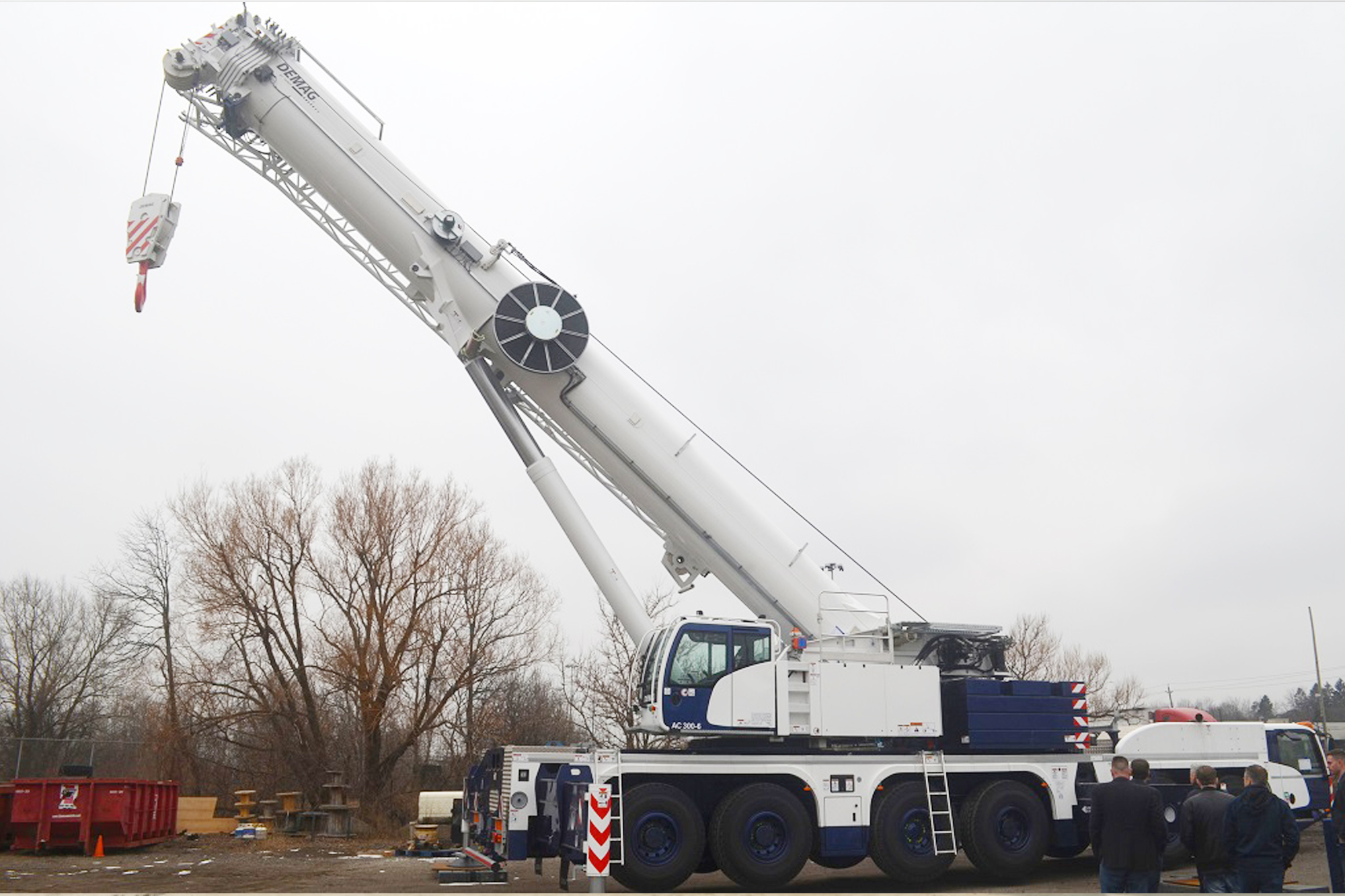 Modern Crane commissions Demag AC 300-6