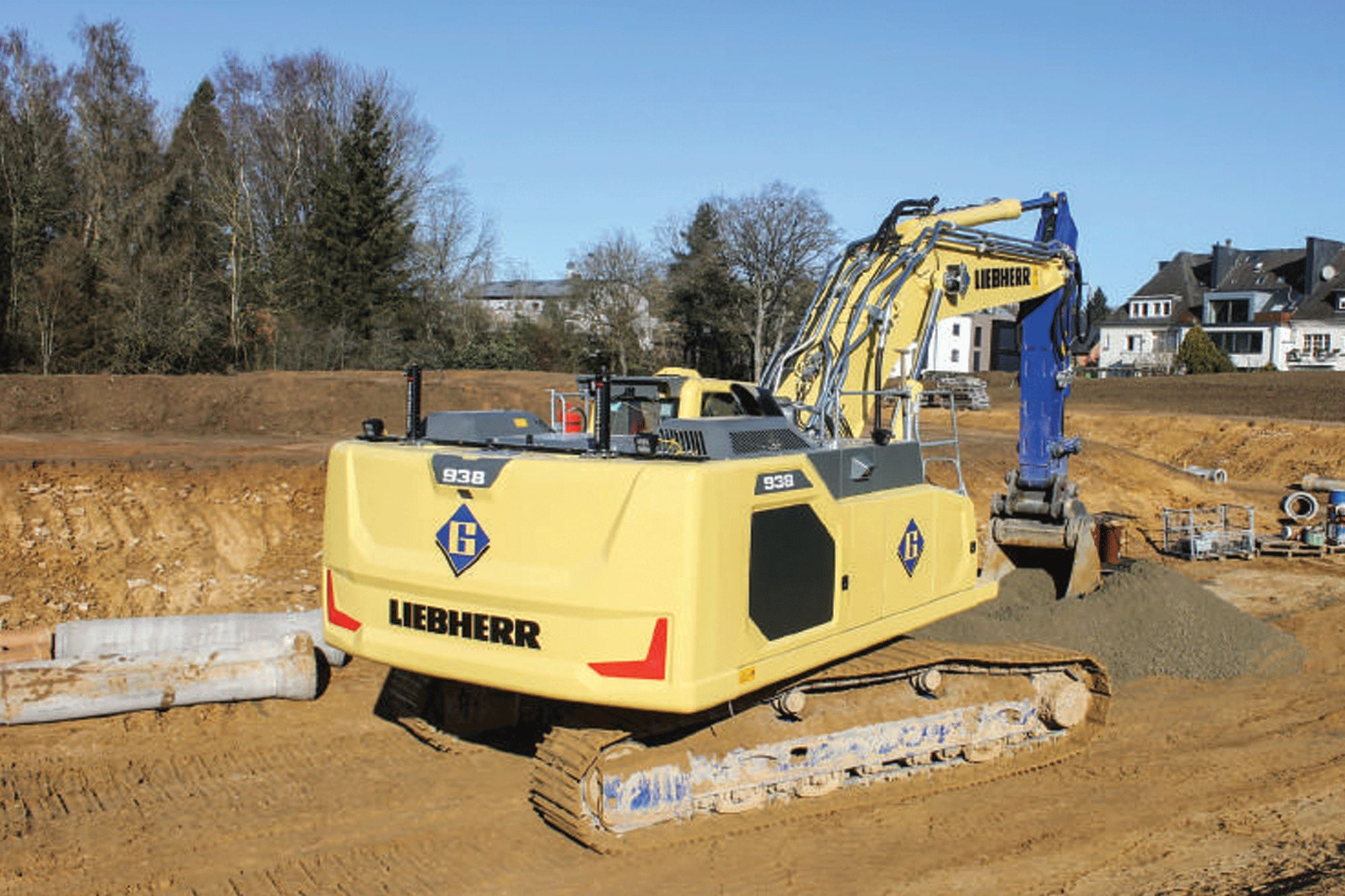 Two new Liebherr crawler excavators for Félix Giorgetti Sàrl