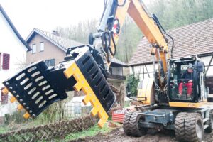 MB Crusher Rotating Grabs: 360° handy for all round performance