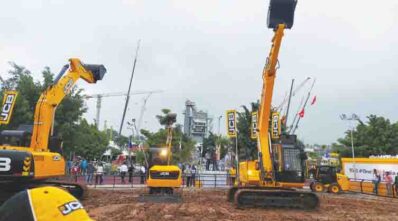 JCB 19C-1E_first fully-electric excavator_Road to Zero initiative_B2B Purchase 