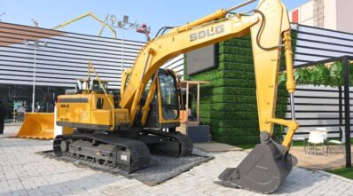 SDLG exhibits electric hydraulic excavator and wheel loader at bauma