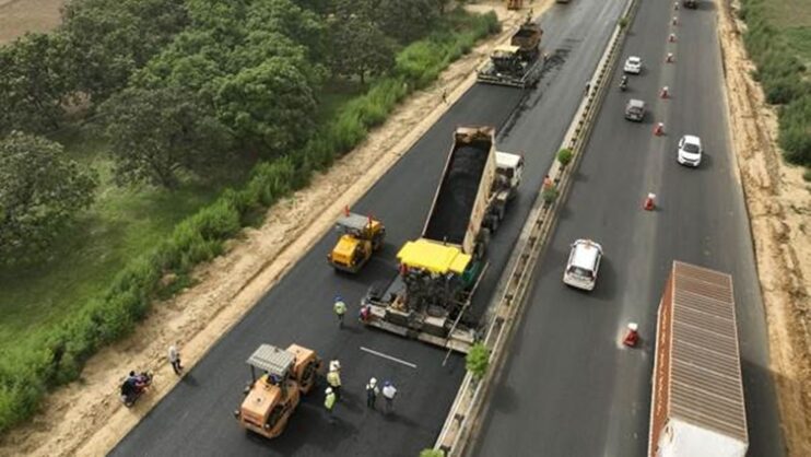 Bituminous concrete highway