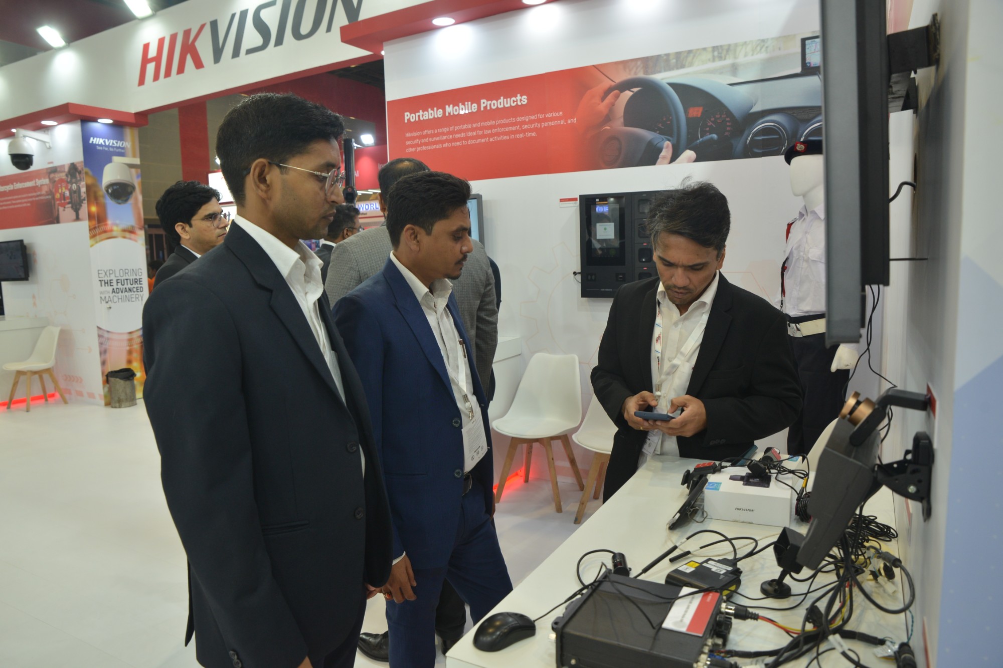 Hikvision _ B2B