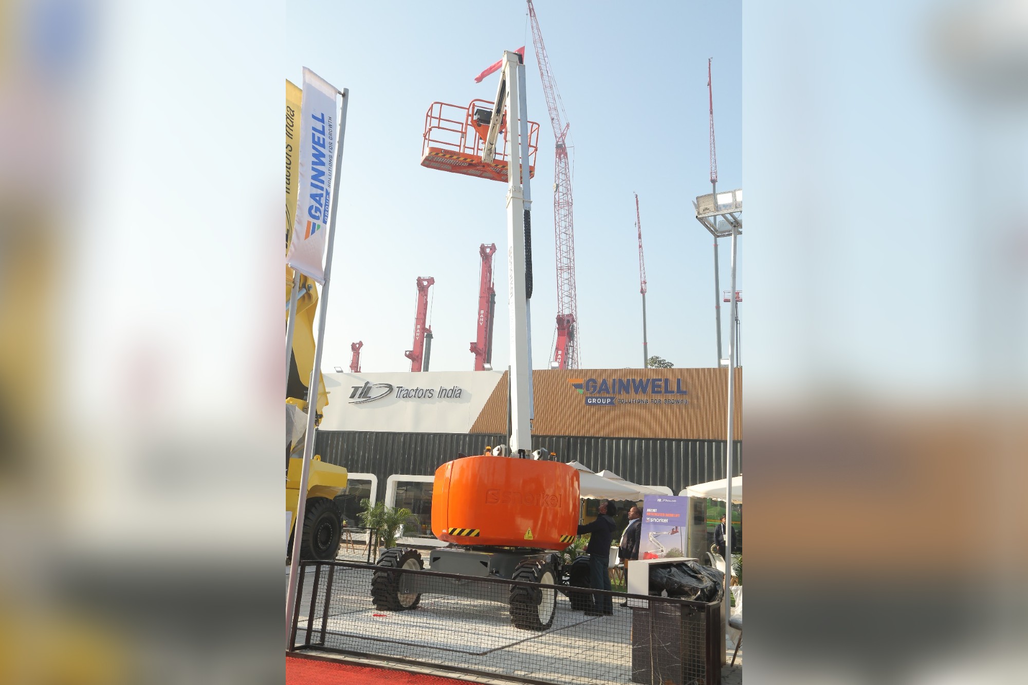 TIL returns to bauma CONEXPO 2024 with innovative material handling equipment