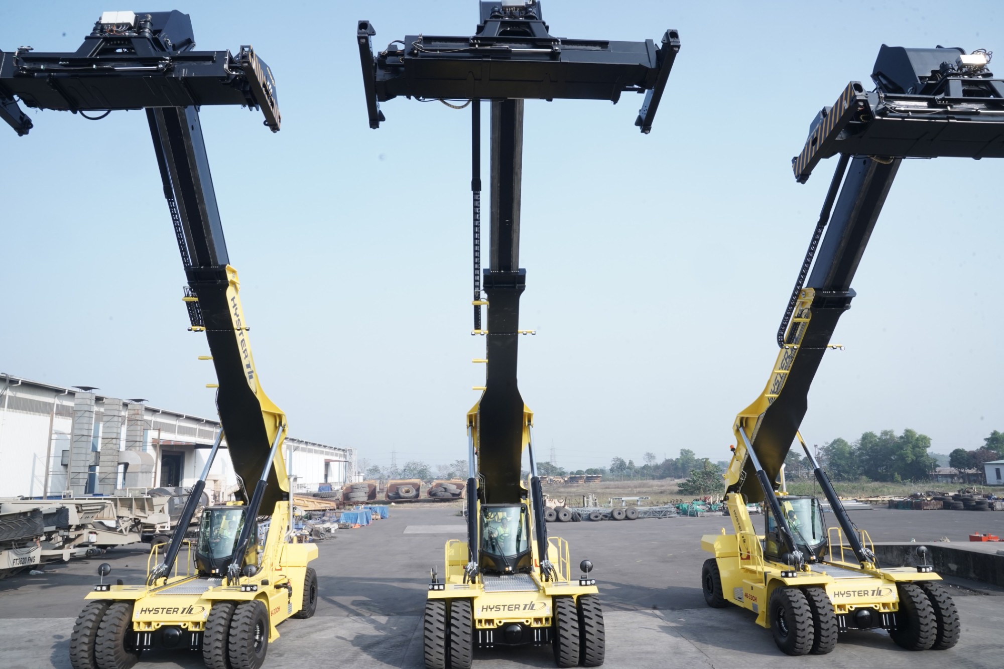 TIL Limited launches 400th ReachStacker Rollout from Kharagpur Plant